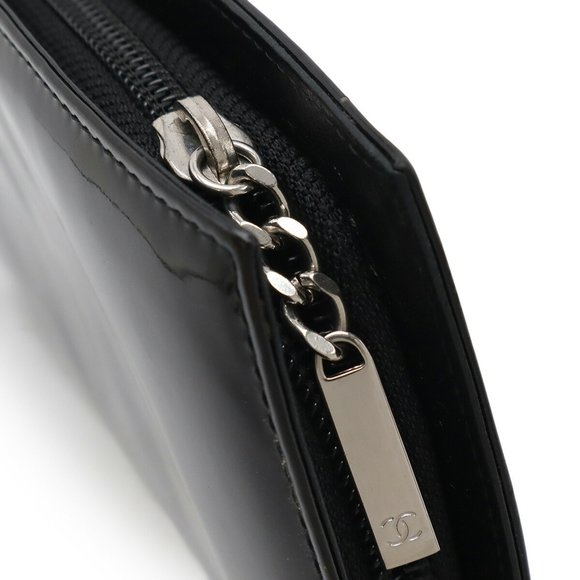 CHANEL Authentic Black Leather Logo Wallet - Picture 5 of 10